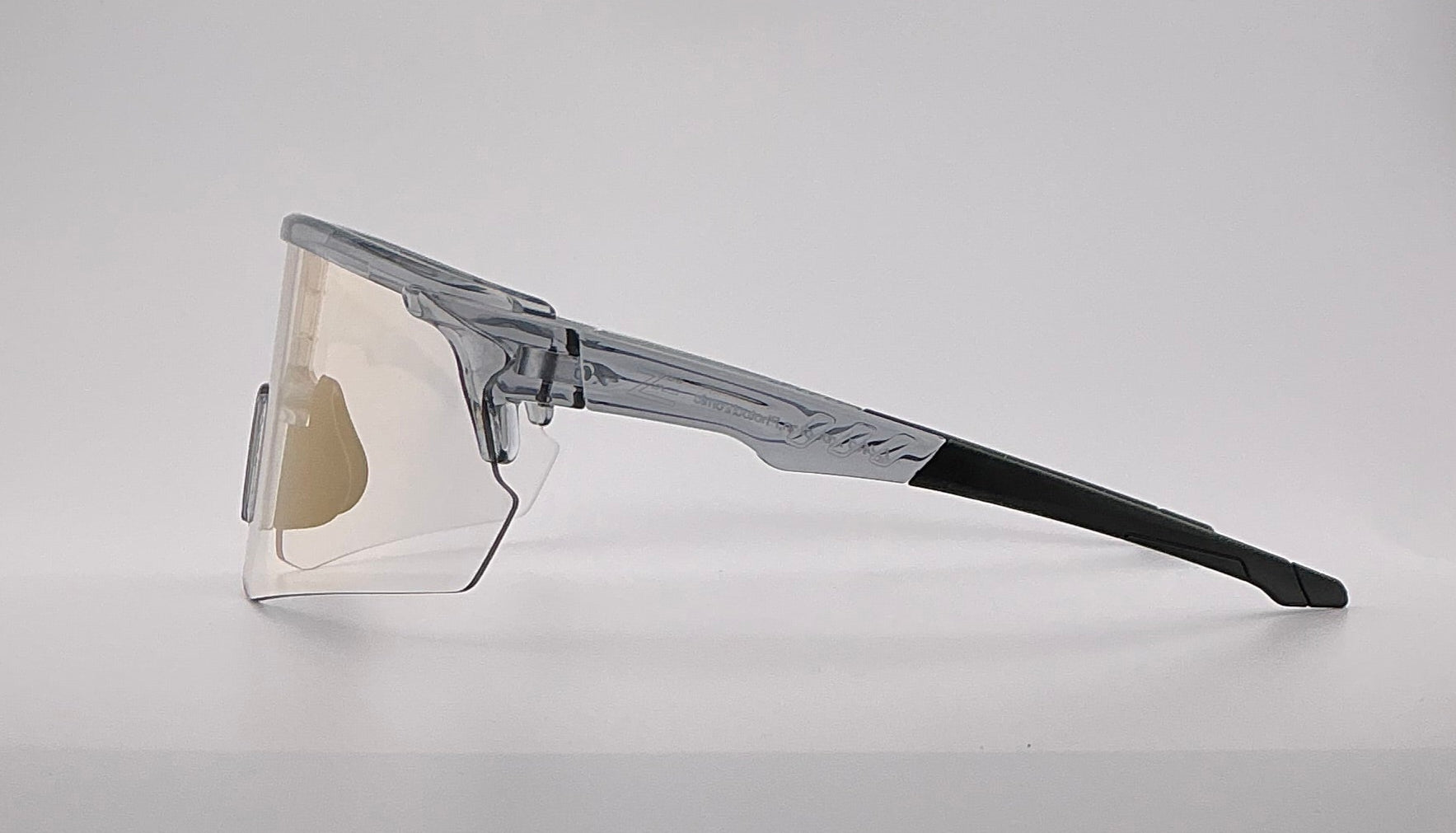 ATP-Z – Gray Photochromic Wraparound Pickleball Eyewear