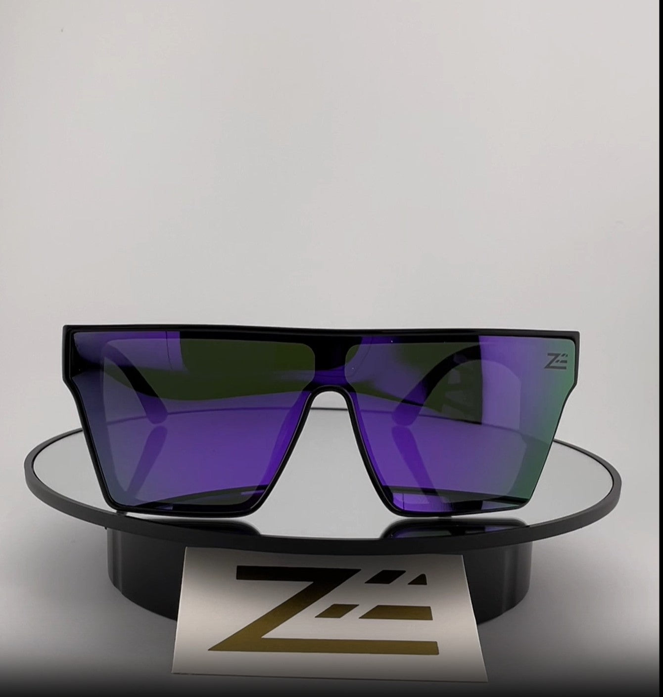 SideLINE- Fashion Meets Sport Outdoor Eyewear