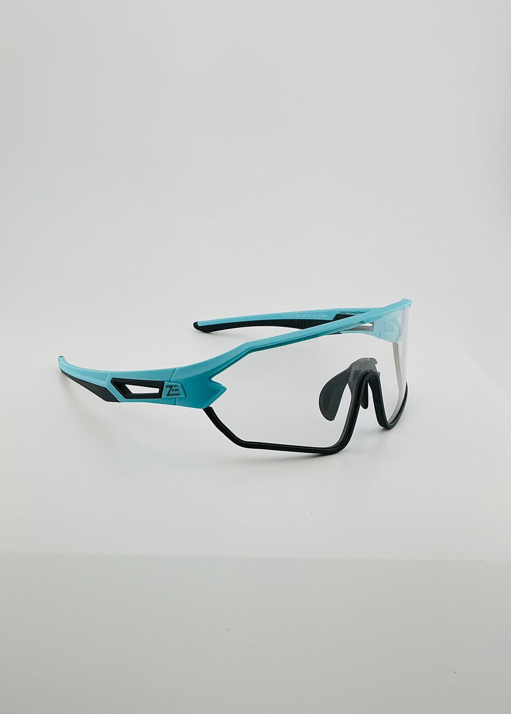 TOPSPIN - Indoor + Outdoor Photochromic Pickleball Eyewear