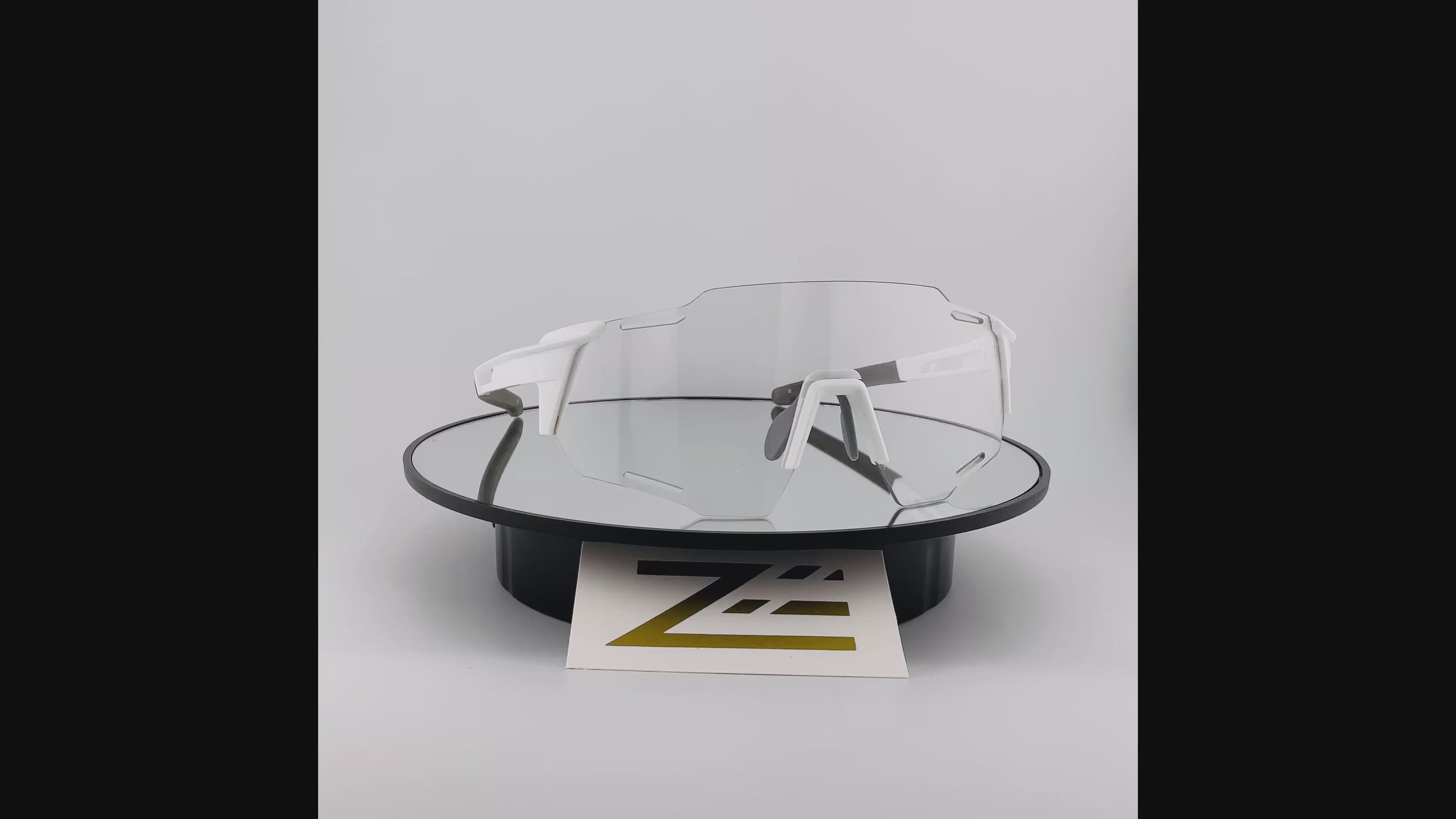 CLARITY-Y - Indoor+Outdoor Eyewear